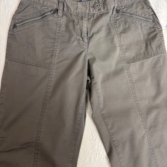 Ann Taylor Signature Fit Crop Pants - Picture 3 of 6